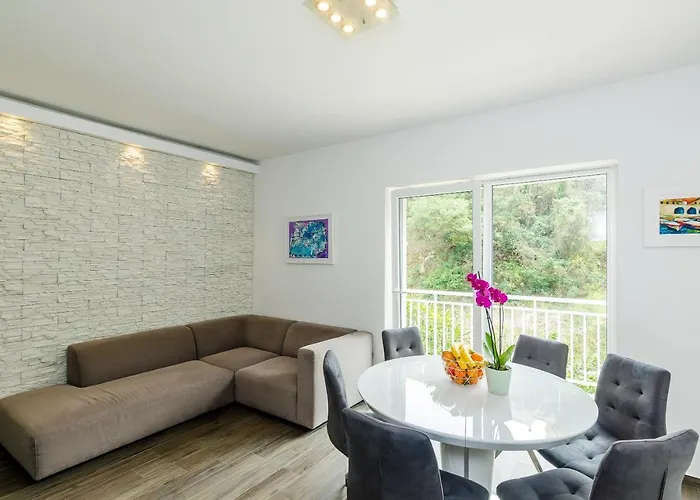 Lise Mokosica * Dubrovnik